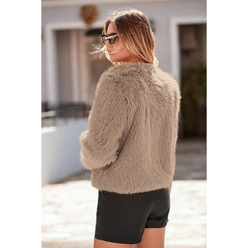 Stylish PRETTYGARDEN Women's Faux Fur Winter Coat
