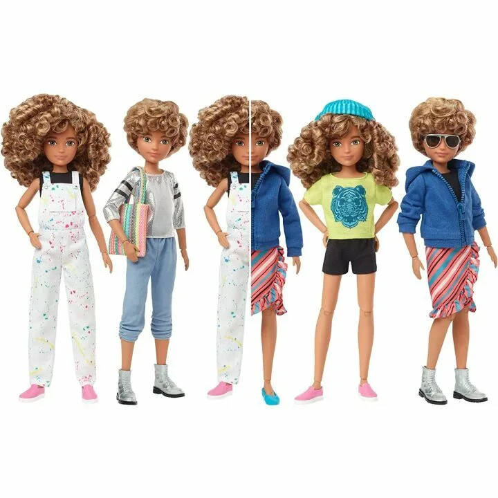 Customizable Creatable World Doll Kit with Versatile Accessories