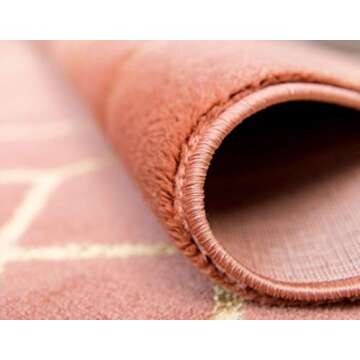 Unique Loom Marilyn Monroe Glam Runner Rug - Coral Gold