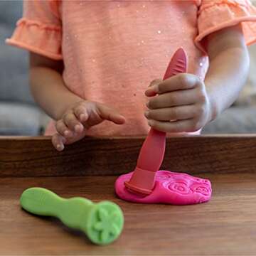 READY 2 LEARN-CE6678 Triangle Grip Stampers - Patterns - Set of 4 - Ages 2+ - Easy to Hold Paint and Dough Stampers for Kids