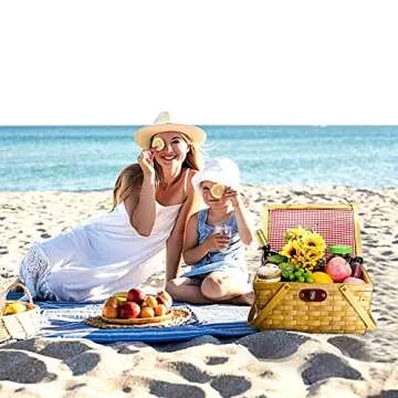 Yesland Picnic Basket with Lid and Double Folding Handles, Wood Chip Easter Basket with Gingham Pattern Lining Organizer - Blanket Storage for Egg Gathering Wedding Candy Gift - 13.8 x 9.7 x 7 Inch