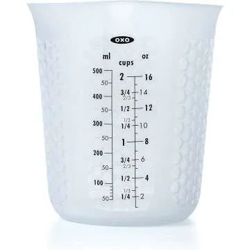 Squeeze & Pour 2-Cup Silicone Measuring Cup