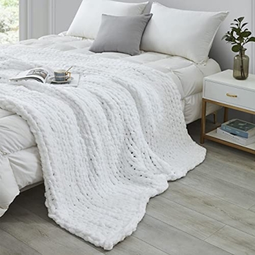 SUNYRISY Cozy Chenille Chunky Knit Throw Blanket