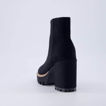 CUSHIONAIRE Women's Ringo Platform Heel Boot in Black