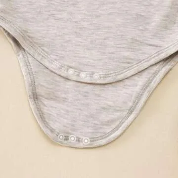 GLIGLITTR Newborn Baby Bodysuit - Perfect for Announcements
