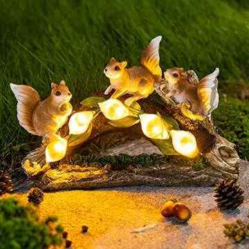GIGALUMI Solar Squirrel Statue - Eco-Friendly Garden Decor