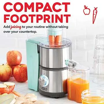 Dash Compact Juicer Effortless Juicing in Aqua Color
