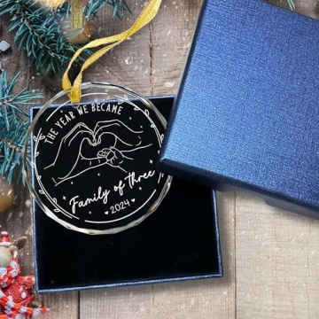 Gossby Family of 3 Ornament - Perfect Gift for New Parents