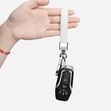 QBUC Leather Car Keychain Durable Stylish Anti-Lost