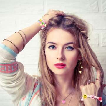 900Pcs Candy Color Acrylic Heart Beads Star Beads Happy Face Bead Assorted Plastic Pastel Beads Cute...