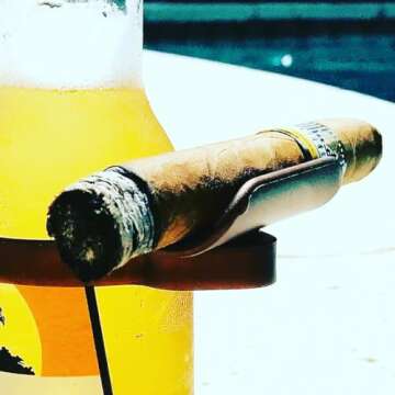 CigarzUp Cigar Holder. Bronze. The Clip On Cigar Accessory Snaps to Almost Any Bottle, Can or Glass to Keep Your Cigar in Place