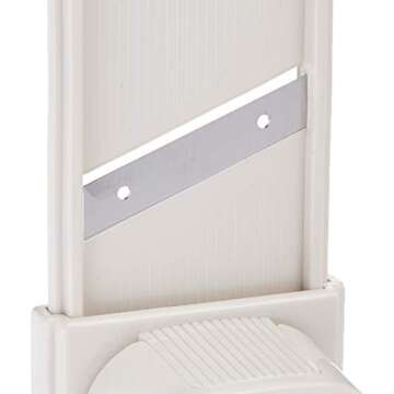 Hutzler Garlic Slicer for Effortless Garlic Preparation