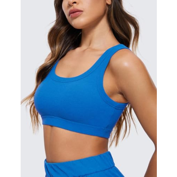 CRZ YOGA Women's Ribbed Sports Bra - Chic U Back Design
