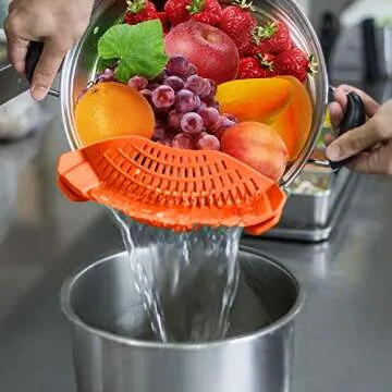 Clip On Strainer Silicone for all Pots and Pans, AUOON Pasta Strainer Clip on Food Strainer for Meat Vegetables Fruit Silicone Kitchen Colander