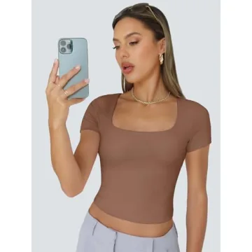 Trendy Queen Women's Square Neck Crop Top for Summer Style