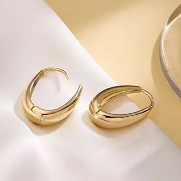 Apsvo Chunky Gold Hoop Earrings for Women, Thick Lightweight Gold Huggies Earrings for Women, Dainty Earrings Hypoallergenic Fashion Trendy Jewelry (Gold)