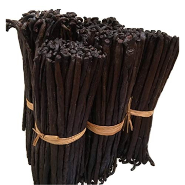 12 Organic Madagascar Vanilla Beans for Baking and Extract