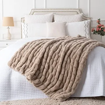 Soft Tan Faux Rabbit Fur Throw Blanket Elegant Washable
