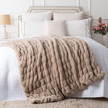Soft Tan Faux Rabbit Fur Throw Blanket Elegant Washable