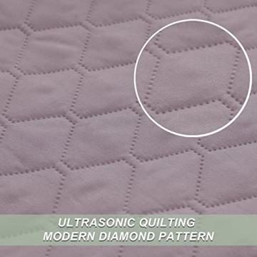 Lightweight King Size Quilt Set with Pillow Shams