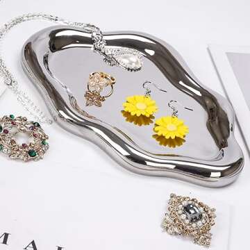 BIGPIPI Ceramic Jewelry Tray Dish for Ring Key Trinket, Cute Cloud Shape Decorative Jewelry Plate Holder Room Decor Aesthetic Gift (Silver)