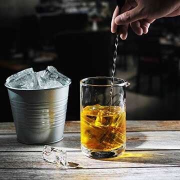 Cocktail Mixing Glass,Crystal Seamless Mixing Pitcher with Thick Bottom,Premium Stir Glass for Home ...