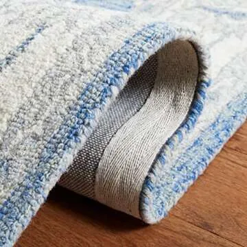 SAFAVIEH Micro-Loop Collection Area Rug - 5' x 8', Blue & Ivory, Handmade Wool, Ideal for High Traffic Areas in Living Room, Bedroom (MLP536M)