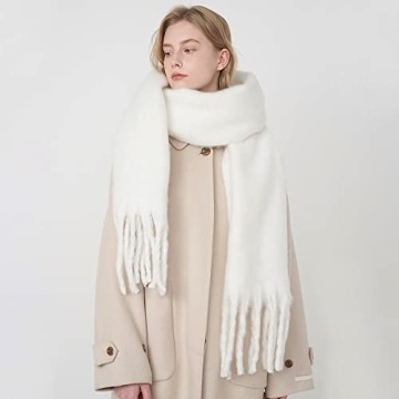 OUNIYA Oversized Plaid Scarf for Winter Fashion Chic