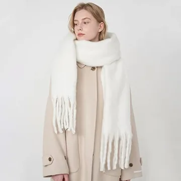 OUNIYA Oversized Plaid Scarf for Winter Fashion Chic