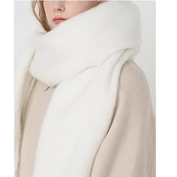 OUNIYA Oversized Plaid Scarf for Winter Fashion Chic