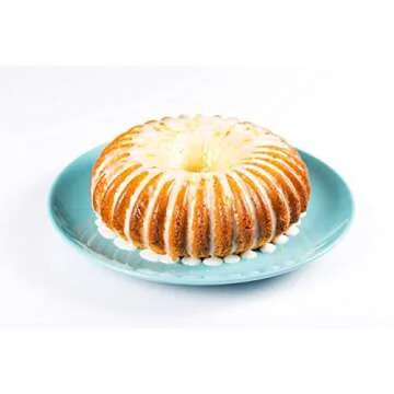 Silikomart Raggio Silicone Mold, Flexible Bundt Cake Pan with 3D Technology for Ribbed Detailing, Easily Unmolds, Oven, Microwave, Freezer and Dishwasher Safe, 51-3/4-Fluid Ounces