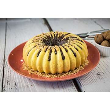 Silikomart Raggio Silicone Mold, Flexible Bundt Cake Pan with 3D Technology for Ribbed Detailing, Easily Unmolds, Oven, Microwave, Freezer and Dishwasher Safe, 51-3/4-Fluid Ounces