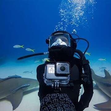 GoPro HERO7 Silver + Protective Housing - Waterproof Digital Action Camera with Touch Screen 4K HD Video 10MP Photos Stabilization