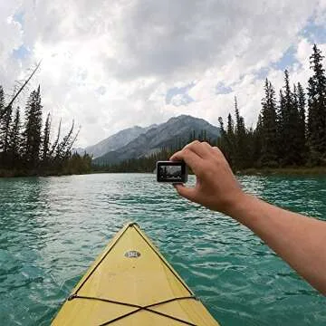 GoPro HERO7 Silver + Protective Housing - Waterproof Digital Action Camera with Touch Screen 4K HD Video 10MP Photos Stabilization