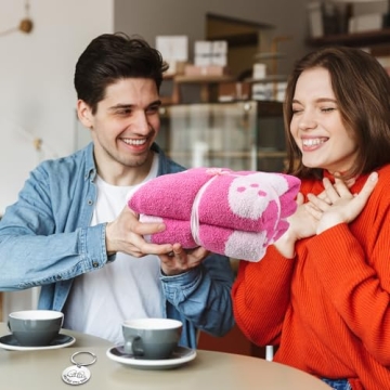 Mindsoft Halloween Ghost Throw Blanket Set Include Pink White Ghost Throw Blanket Cute Blanket Soft Cozy and Cute Ghost Keychain for Living Room Sofa Bed Girlfriend Wife Gifts(Viral Pink)