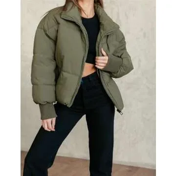 Lianlive Womens Cropped Puffer Jacket Oversized Black Short Puffy Winter Coat (Olive-M)