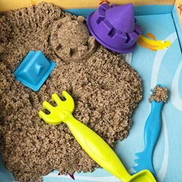 Kinetic Sand, Beach Day Fun Playset with Castle Molds, Tools and 12 oz. of All-Natural Kinetic Beach Sand, Play Sand Sensory Toys for Kids Ages 3 and up