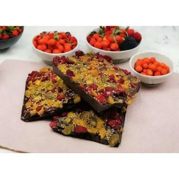 Sparkling Gold Sugar Crystals for Desserts and Cocktails