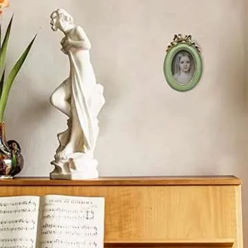 Charming Small Vintage Oval Picture Frame for Home Decor