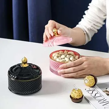 EVEREST GLOBAL Glass Jewelry Jar Diamond Facet Glass Candy Bowl with Lid Candy Dishes Decorative Candy Jar with lid for Christmas