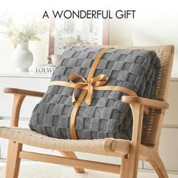Kaisa Soft Throw Blanket - Premium Cozy Fleece Blanket