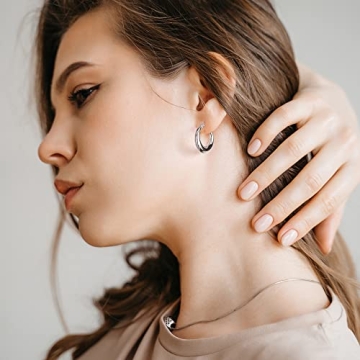 Small Chunky Gold Hoop Earrings for Every Occasion