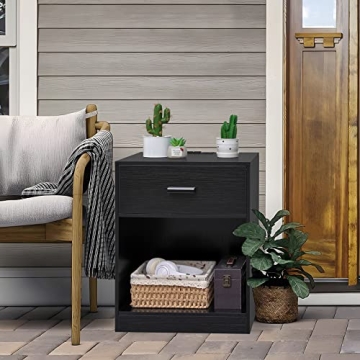 Stylish Quimoo Nightstands with Charging Station Set