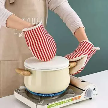 careme Mini Oven Mitts,2pk- Heat Resistant Kitchen Gloves to Protect Hands, Non-Slip Grip- Ideal Set for Handling Hot Cookware,Kitchen Microwave Gloves for Baking Cooking Grilling BBQ, Gifts for Mom