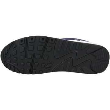 Nike Men's Air Max 90 Essential Running Shoe - Size 10