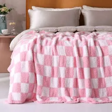 Panku Checkered Blanket, Ultra Soft Pink Checkered Throw Blanket, Warm Fluffy Checkerboard Blanket for Couch and Sofa (50x60 Inches, Pink and White)