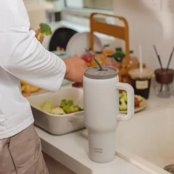 40 oz Stainless Steel Tumbler with Handle & Straw