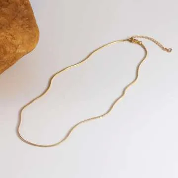 CHESKY Herringbone Necklace for Women, Dainty Gold Chain Necklace 14k Gold Plated 1.5MM Flexible Flat Snake Chain Necklaces Simple Thick Chunky Chain Choker Necklaces for Women