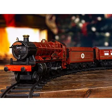 Lionel Hogwarts Express Battery-Powered Toy Train Set