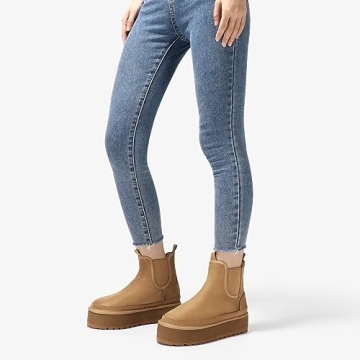 Bacia Lightweight Suede Snow Boots for Women